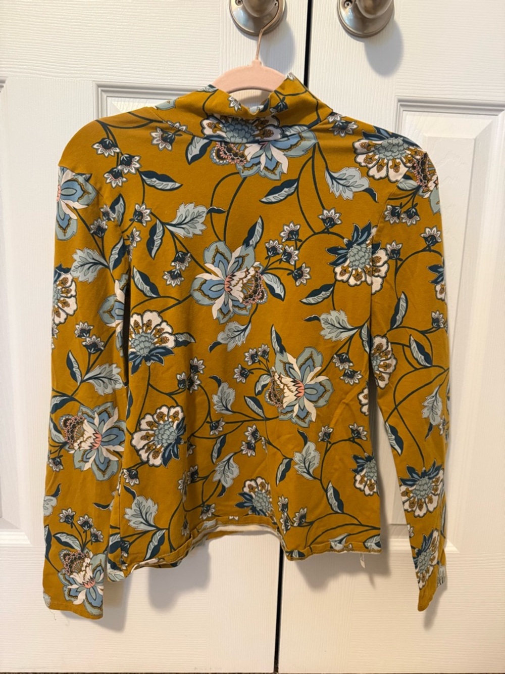 Anthropologie Maeve long-sleeve turtleneck